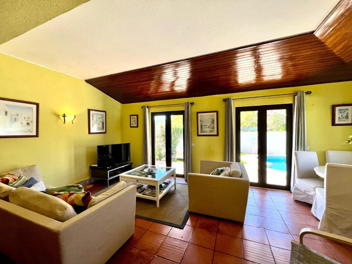 Traditional With Pool By Homing *