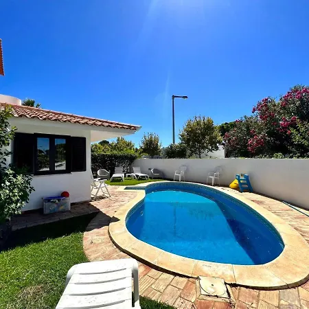 Vilamoura Traditional Villa With Pool By Homing Exterior photo